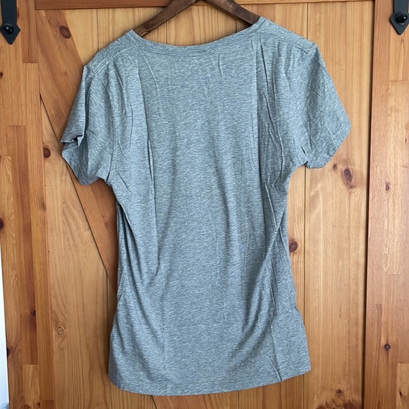 Nike T-Shirt - Picture 2 of 2